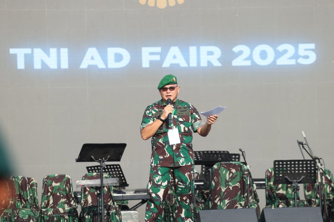 Hari Pertama TNI AD Fair 2025, Stand Rekrutmen Prajurit Jadi Magnet Pangunjung Hari Pertama TNI AD Fair 2025, Stand Rekrutmen Prajurit Jadi Magnet Pangunjung