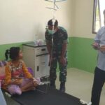 Atasi Keterbatasan Tenaga Medis, TNI Terbangkan Tim Kesehatan ke Luwuk Banggai Atasi Keterbatasan Tenaga Medis, TNI Terbangkan Tim Kesehatan ke Luwuk Banggai