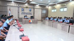 Danlanud Sultan Hasanuddin Pimpin Rapat Staf Danlanud Sultan Hasanuddin Pimpin Rapat Staf