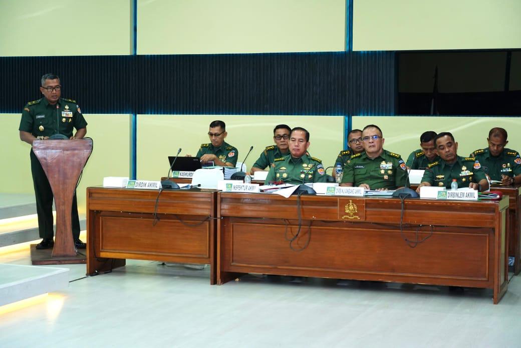 Gubernur Akademi Militer Pimpin Uji Naskah Kurikulum Program Sarjana Tiga Tahun