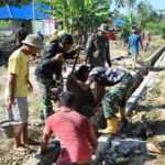 Gotong Royong Tanpa Lelah, Satgas TMMD Kodim 1505/Tidore Bangun Drainase Demi Desa Lebih Baik Gotong Royong Tanpa Lelah, Satgas TMMD Kodim 1505/Tidore Bangun Drainase Demi Desa Lebih Baik