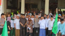 Ratusan Personil Gabungan TNI Polri Kawal Aksi Damai Santri dan Kyai di DPRD Kota Probolinggo