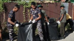 Sinergitas Peduli Lingkungan, Kodaeral XIV Turut Sukseskan Aksi Bersih Serentak Sinergitas Peduli Lingkungan, Kodaeral XIV Turut Sukseskan Aksi Bersih Serentak