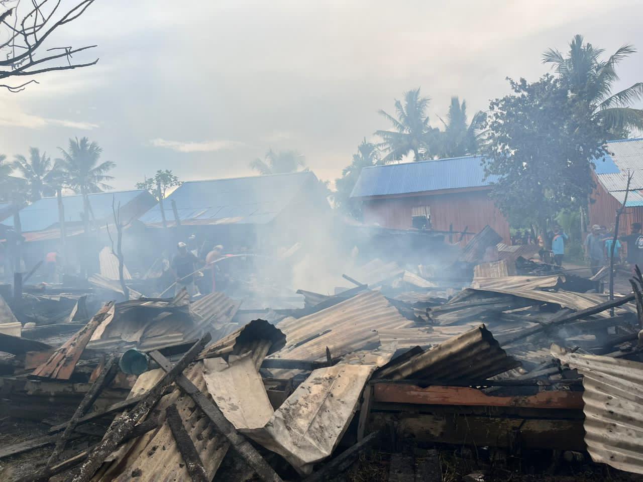 Kebakaran di Kompleks Perumahan 30 Viktory, Tiga Rumah Ludes Terbakar