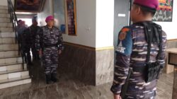 Cek Kerapihan dan Ketertiban Lingkungan, Yonif 2 Marinir Laksanakan Ronda Penutup