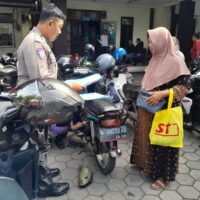 Satlantas Polres lumajang Giat Polantas Sosialisasi OPS Zebra Semeru Beri Edukasi Tertib Lalu lintas Pada wajib Pajak