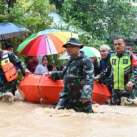 Percepat Evakuasi Korban Banjir di 9 Kabupaten/Kota, Kodam IM Kerahkan PRCPB