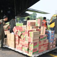 TNI Kembali Distribusikan Bantuan Kemanusiaan ke Wilayah Terdampak