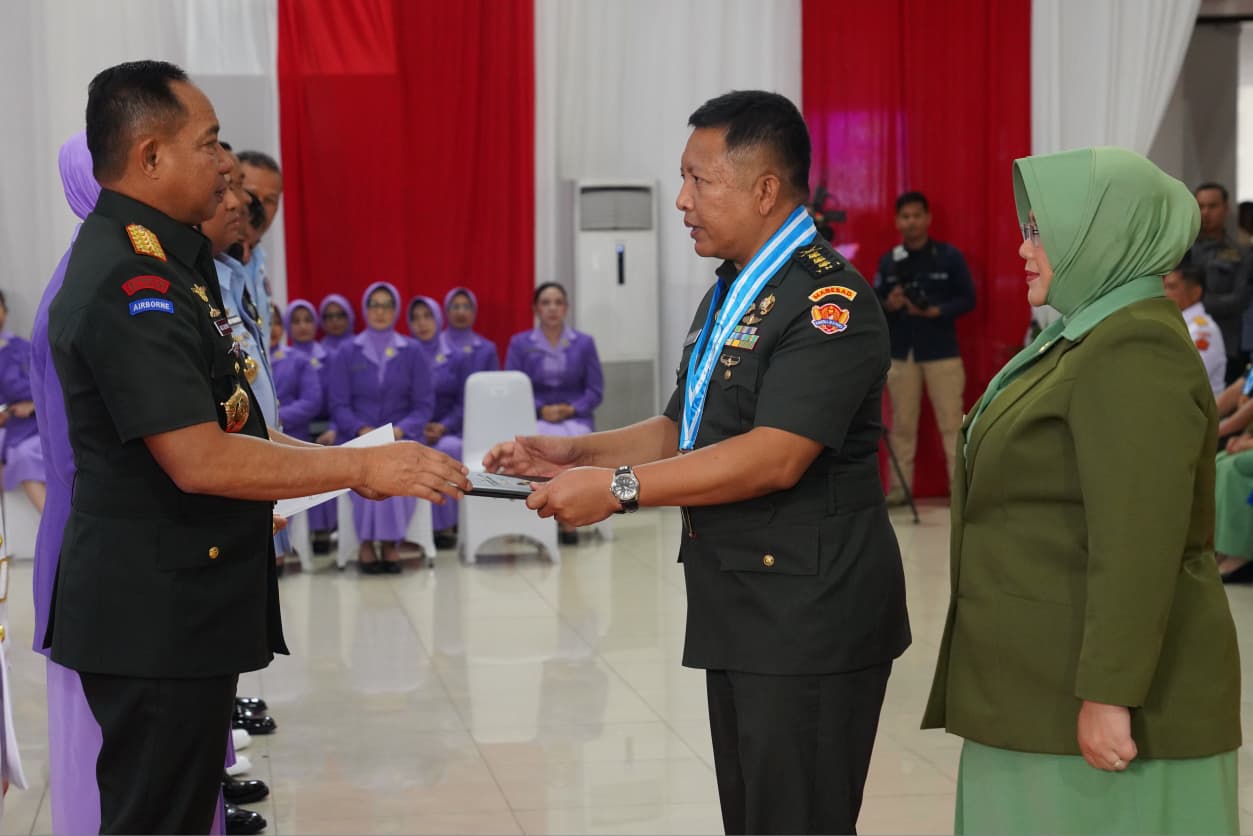 Panglima TNI Tutup Dikreg LIV Sesko TNI 2025