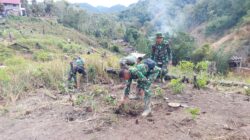 TNI Terobos 20 Titik Longsor Dengan Berjalan Kaki, Logistik Bencana Didorong ke Wilayah Terisolir Tapteng