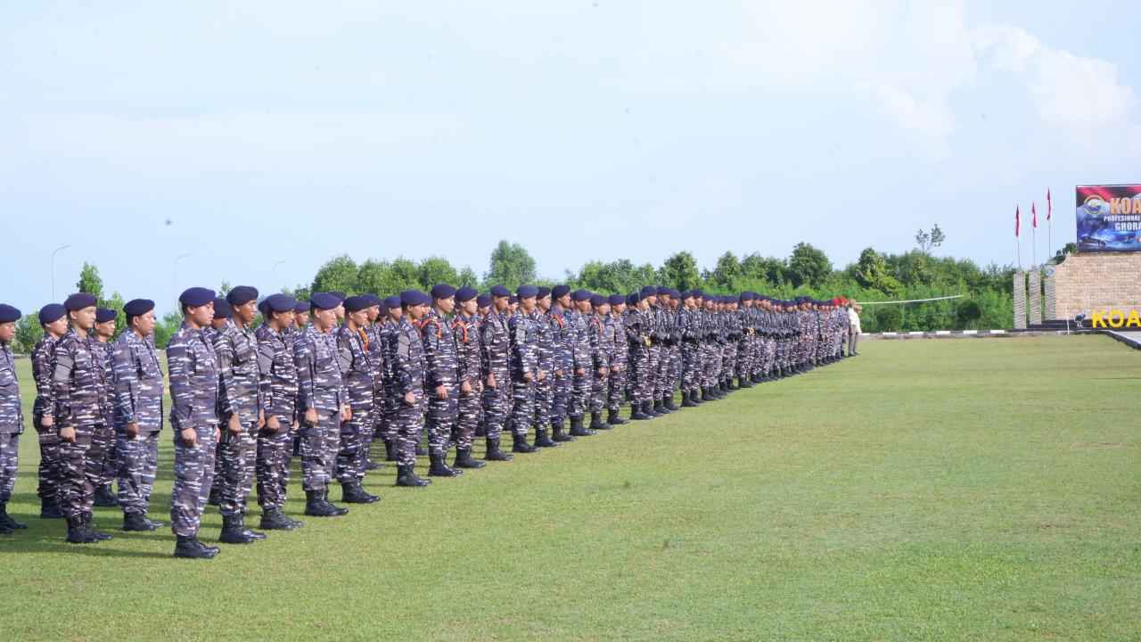 Upacara 17-an di Mako Armada III, Pangkoarmada RI Tekankan Penanggulangan Bencana dan Kesiapsiagaan Pergantian Tahun Upacara 17-an di Mako Armada III, Pangkoarmada RI Tekankan Penanggulangan Bencana dan Kesiapsiagaan Pergantian Tahun