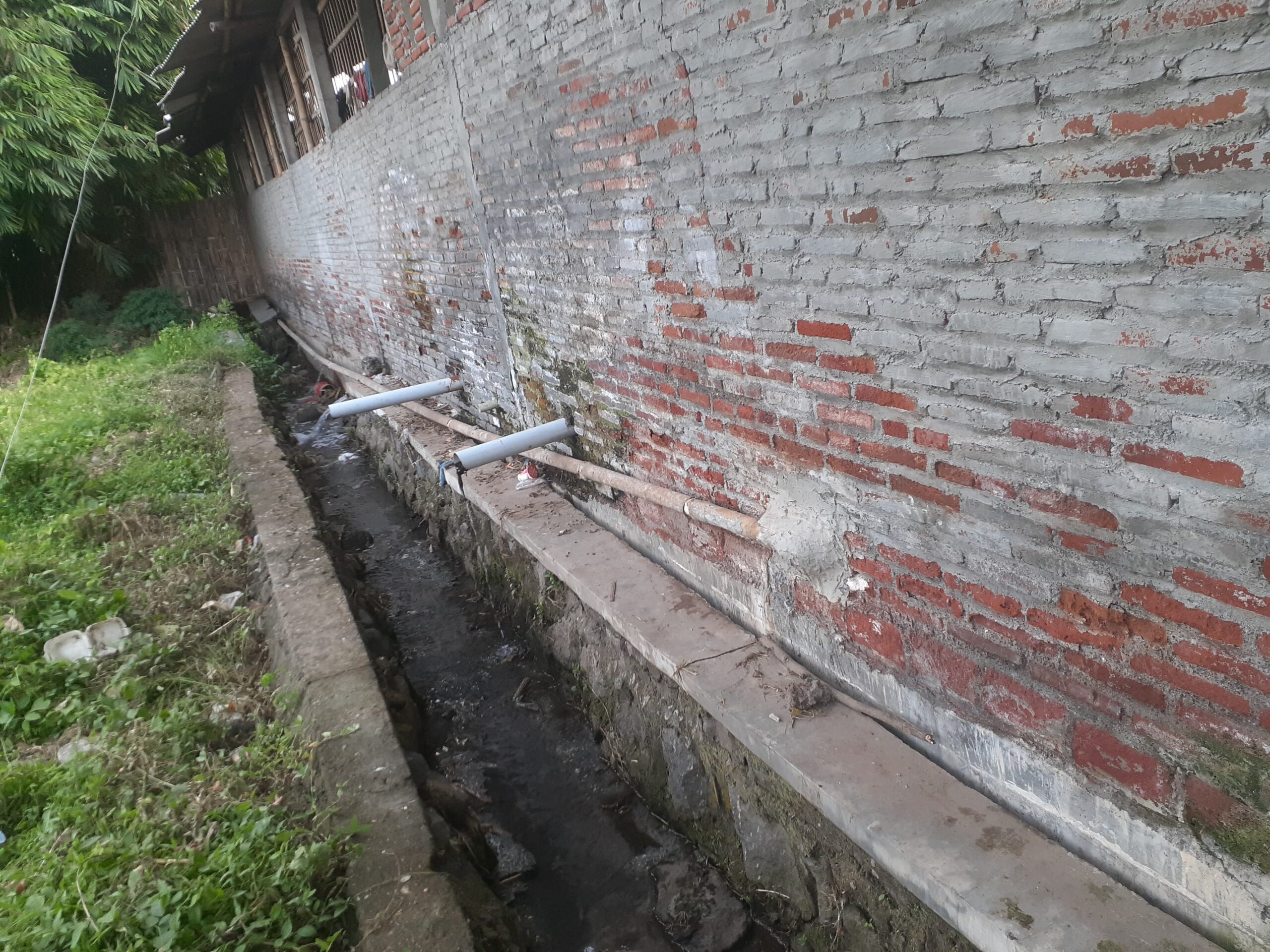 Diduga Cemari Sungai, Limbah Pabrik Tahu di Wonoasih Disorot Warga