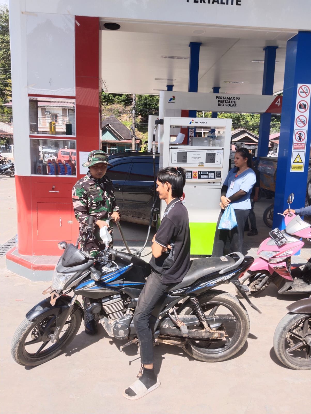 TNI Bantu Operasikan SPBU di Sibolga dan Tapteng Demi Pastikan Pasokan BBM Tetap Lancar