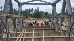 TNI Bantu Percepat Pemulihan Akses di Aceh, Sumbar, dan Sumut, Prajurit Turun Langsung Bangun Jembatan Bailey