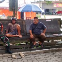 Melalui Komsos, Babinsa Bangun Komunikasi Dengan Warga