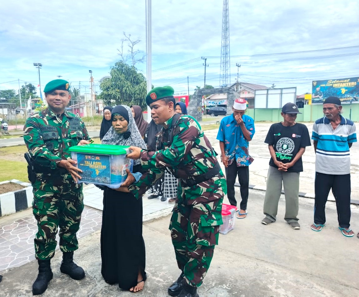 Koramil Samboja Gelar Bakti Sosial sebagai Wujud Kepedulian di Hari Juang Infanteri Koramil Samboja Gelar Bakti Sosial sebagai Wujud Kepedulian di Hari Juang Infanteri