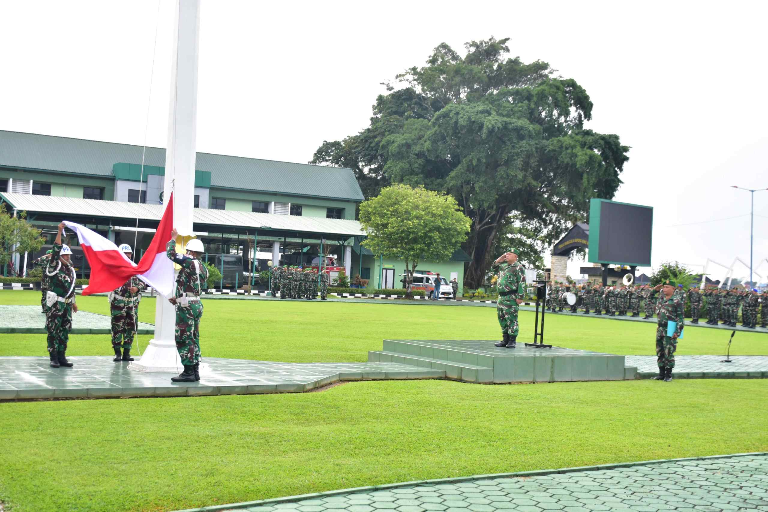 Awal Tahun 2026, Korem 091/ASN Gelar Upacara Bendera Penuh Khidmat Awal Tahun 2026, Korem 091/ASN Gelar Upacara Bendera Penuh Khidmat