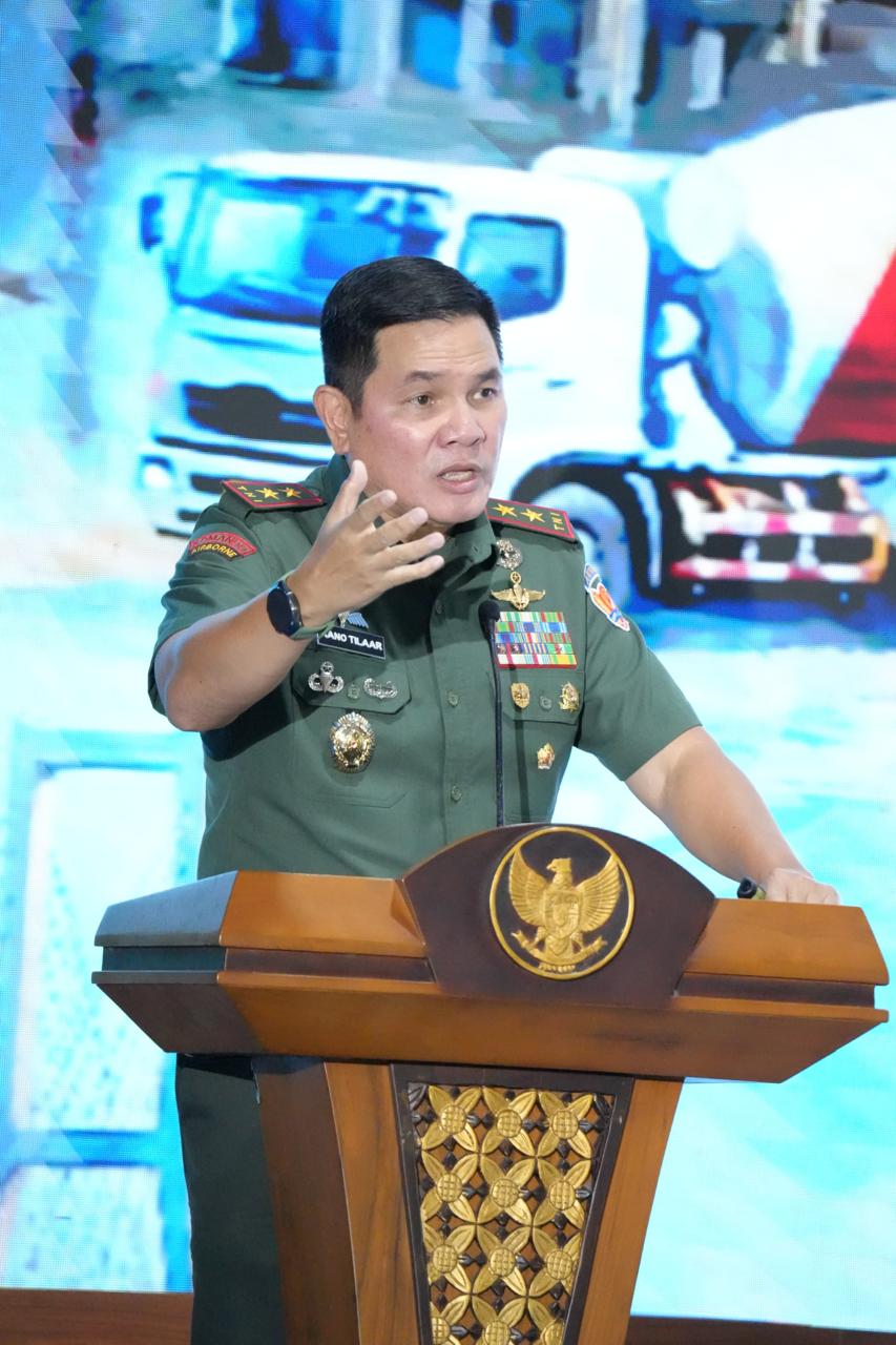 Gubernur Akmil Beri Pembekalan Geopolitik kepada Peserta Retreat SIG