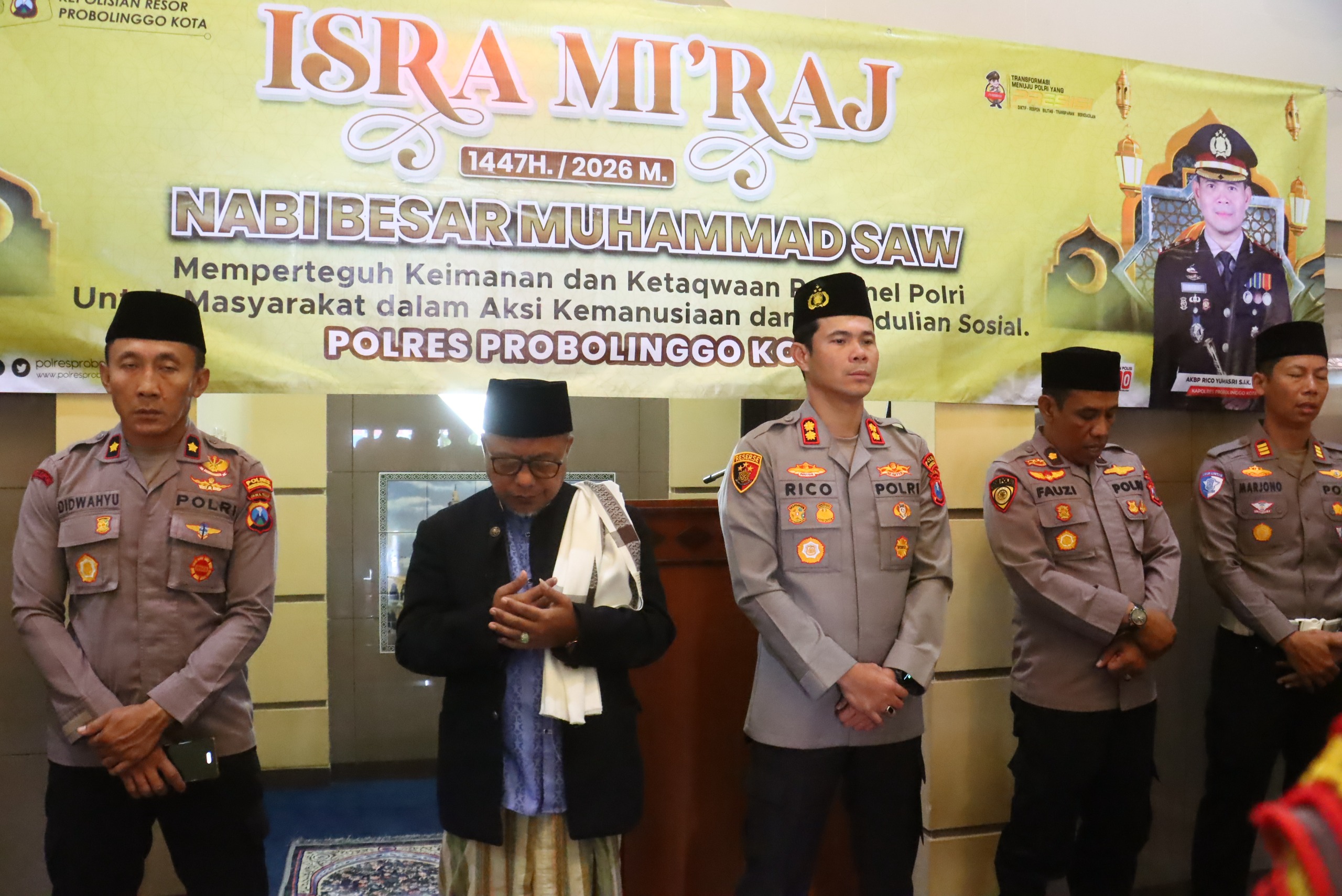 Polres Probolinggo Kota Gelar Binrohtal Peringati Isra Mi’raj, Kapolres Tekankan Penguatan Moral Personel