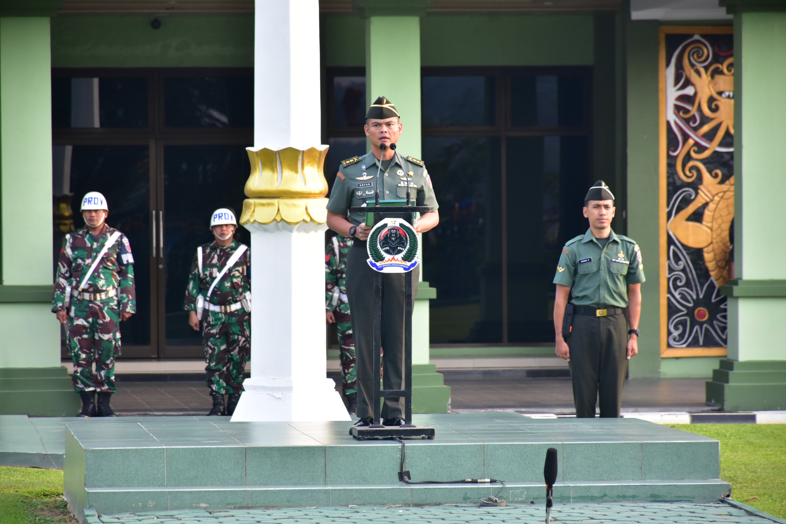 Korem 091/ASN Gelar Latihan Defile Usai Upacara, Mantapkan Disiplin Para Prajurit Korem 091/ASN Gelar Latihan Defile Usai Upacara, Mantapkan Disiplin Para Prajurit