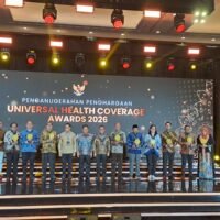 Lampaui Target Nasional, Kabupaten Probolinggo Sabet Penghargaan UHC Award 2026