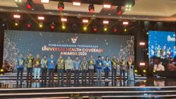Lampaui Target Nasional, Kabupaten Probolinggo Sabet Penghargaan UHC Award 2026