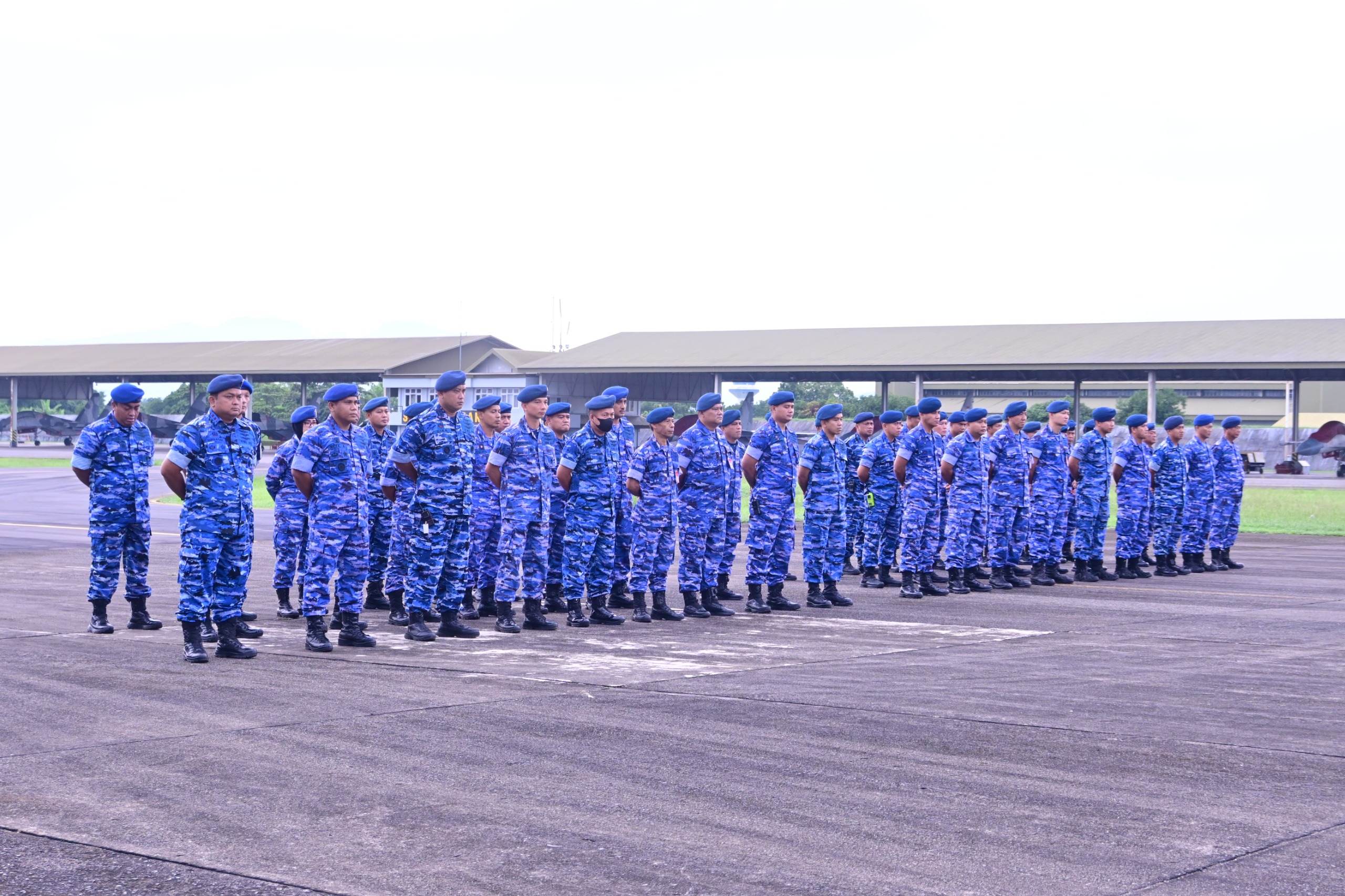 Awali Pelaksanaan Tugas Di Tahun 2026, Danlanud Sultan Hasanuddin Pimpin Apel Luar Biasa