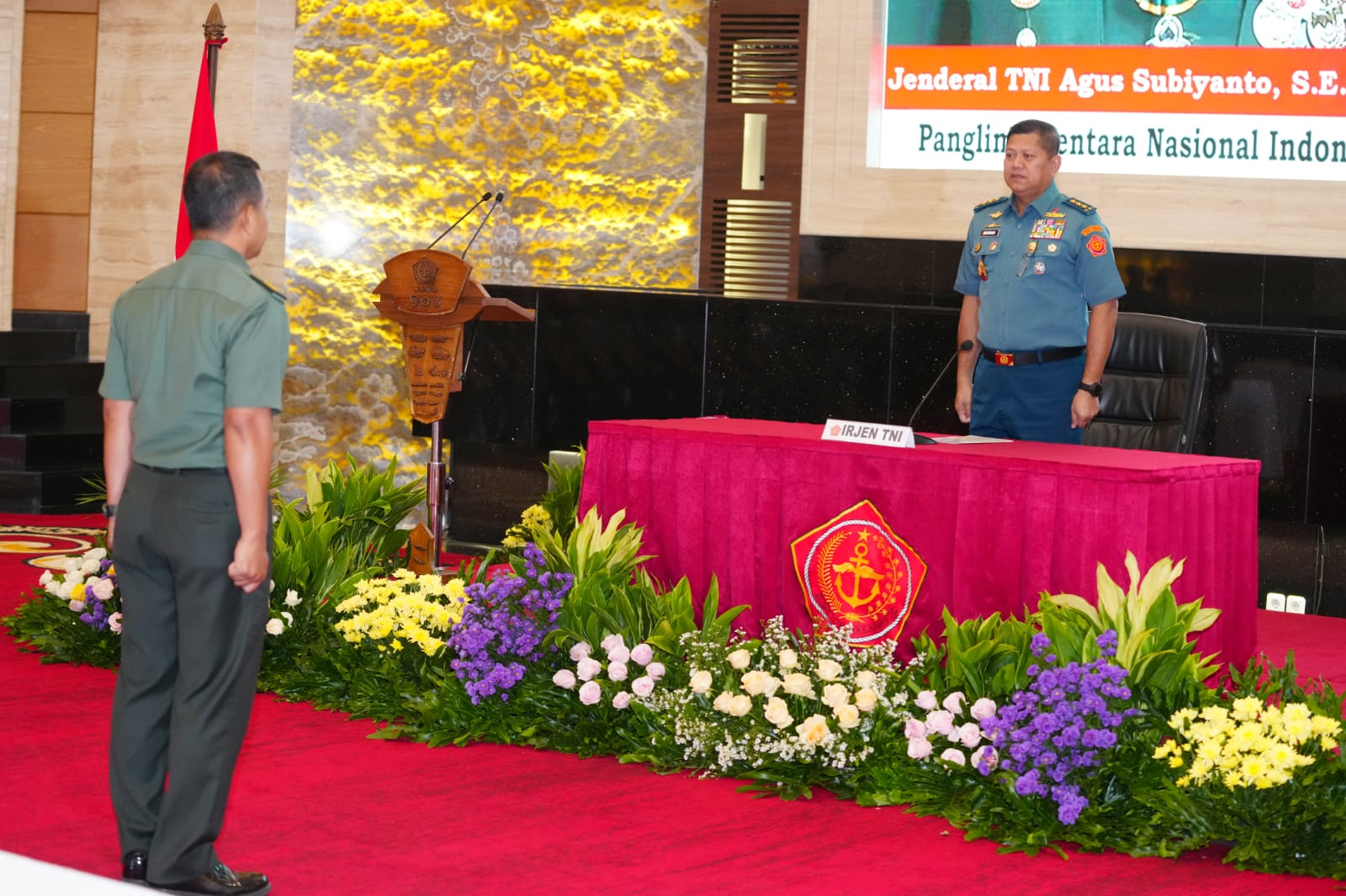 Irjen TNI Pimpin Penandatanganan Kontrak Pengadaan Barang/Jasa UO Mabes TNI TA 2026 Irjen TNI Pimpin Penandatanganan Kontrak Pengadaan Barang/Jasa UO Mabes TNI TA 2026