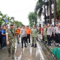 Jaga Jakarta Bersih, Pangdam Jaya Bersama Forkopimda Pimpin Kerja Bakti Serentak di Seluruh Wilayah Kodam Jaya