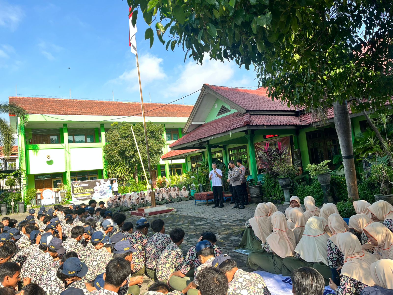 Polres Probolinggo Kota Gelar Sosialisasi Pencegahan Bullying di Sekolah