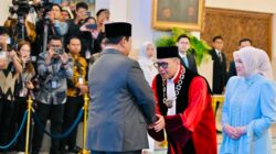 Wakil Panglima TNI Hadiri Pelantikan Hakim Mahkamah Konstitusi dan Wakil Menteri Keuangan di Istana Negara