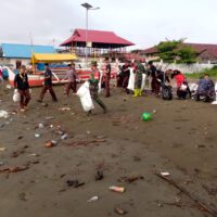 Jumat Bersih, Prajurit Kodim 1505/Tidore Bersatu Jaga Kebersihan Lingkungan