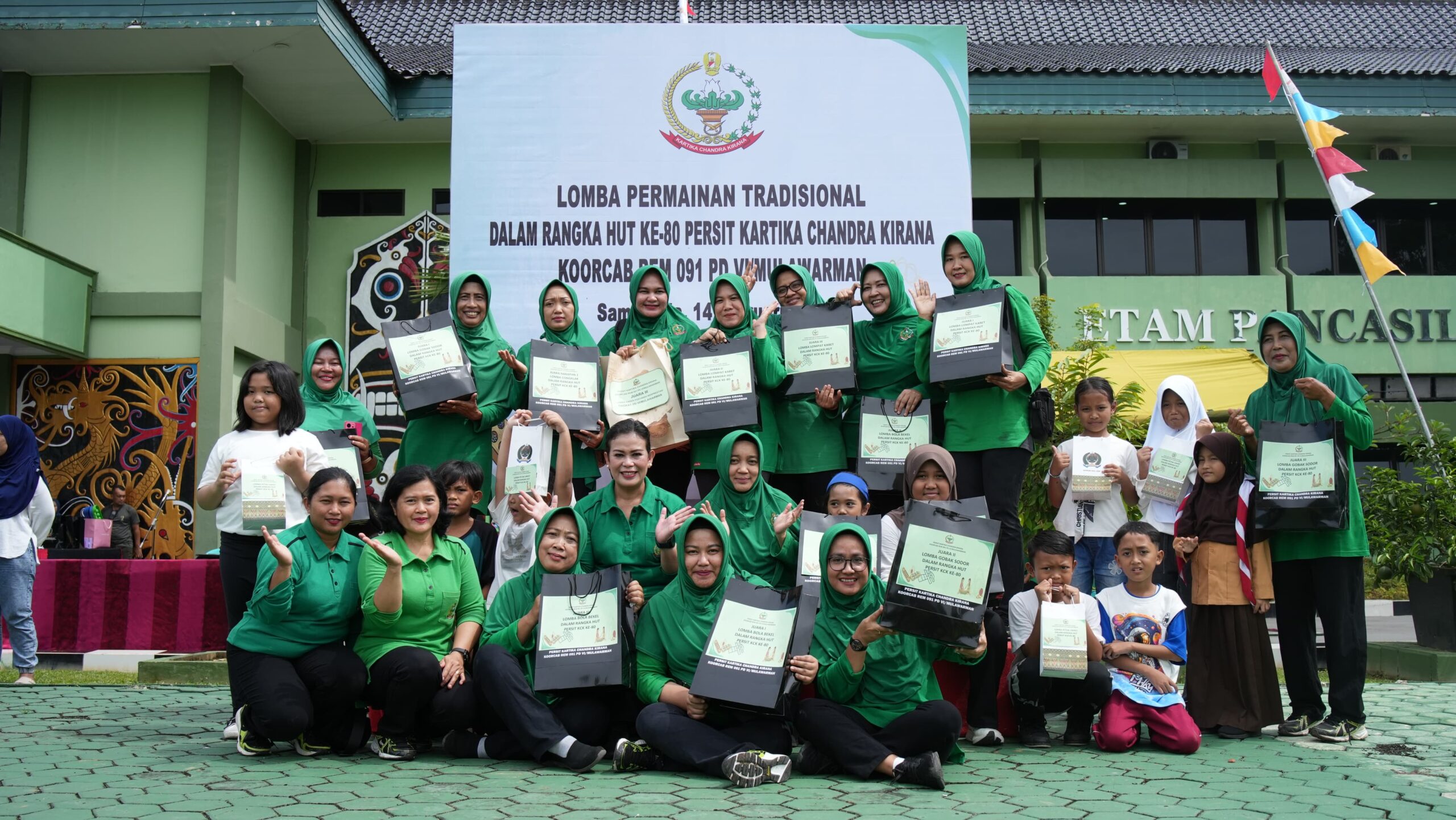 Gelar Lomba Permainan Tradisional Jelang HUT ke-80 Persit KCK, Hidupkan Permainan Tradisional . Gelar Lomba Permainan Tradisional Jelang HUT ke-80 Persit KCK, Hidupkan Permainan Tradisional .