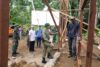 Dansatgas TMMD Wiltas Ke-127 Bersama Kabid Perkim Tinjau Progres RTLH di Linggang Amer Dansatgas TMMD Wiltas Ke-127 Bersama Kabid Perkim Tinjau Progres RTLH di Linggang Amer