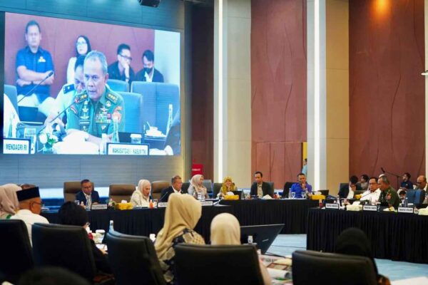 Kasum TNI Tegaskan Peran Berkelanjutan TNI dalam Penanganan Bencana Sumatra Penanganan