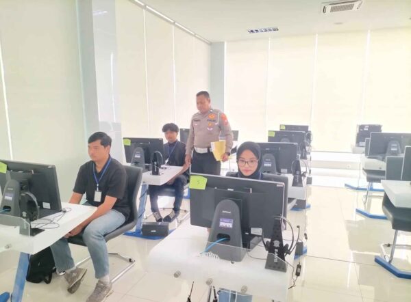 Satlantas Tuban Buka Dialog Langsung dengan Masyarakat Satlantas Tuban Buka Dialog Langsung dengan Masyarakat