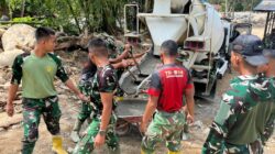 Pulihkan Akses Warga, TNI AD Bangun Jembatan Gantung Perintis Garuda di Padang