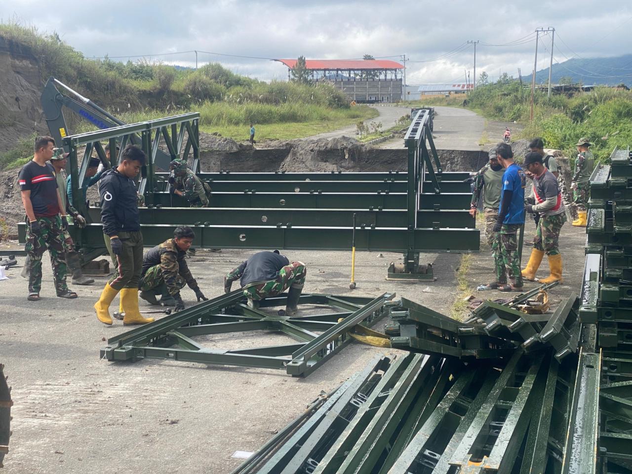 TNI AD Kebut Pembangunan Jembatan Bailey Karang Rejo, Pastikan Akses Warga Pulih Jelang Ramadhan