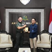 Gubernur Akademi Militer Terima Audiensi Dirut PT LEN Industri (Persero)