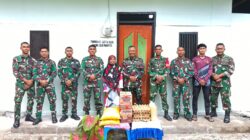 Dansatgas TMMD Ke-127 Kodim 1514/Morotai Berikan Santunan Sembako kepada Warga Desa Mandiri