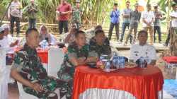 TNI Perkuat Kemanunggalan dengan Rakyat Melalui Pembangunan Jembatan Garuda dan Program Gentengisasi
