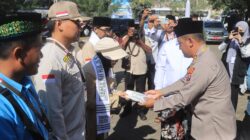Polres Probolinggo Hadir Berikan Rasa Aman pada Pemberangkatan Haji 2026