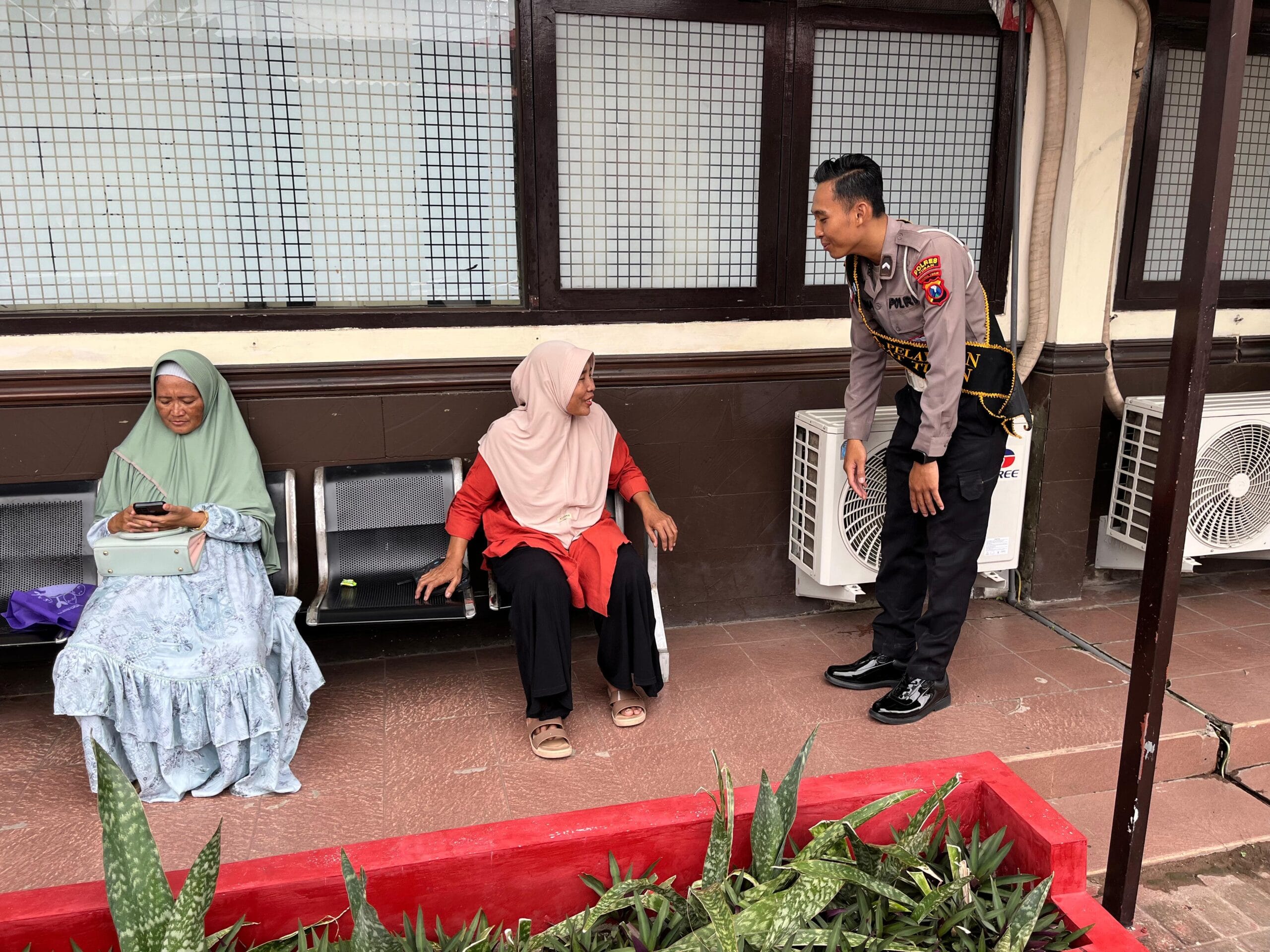 Polantas Menyapa di Tuban: Satlantas Polres Tuban Hadirkan Layanan SIM dan Administrasi Kendaraan Lebih Dekat dengan Warga