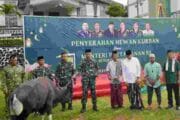 Wapang TNI Dampingi Menhan RI Shalat Idul Adha Bersama Prajurit dan Masyarakat di Papua Barat