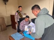 Program Polantas Tuban Menyapa di Tuban, Warga Antusias Tanyakan SIM STNK BPKB Langsung Program Polantas Tuban Menyapa di Tuban, Warga Antusias Tanyakan SIM STNK BPKB Langsung