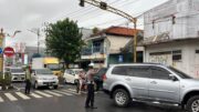 Kasatlantas Polres Probolinggo Kota Berikan Arahan kepada Pengguna Jalan Saat Penutupan Jalur Kegiatan Wali Kota
