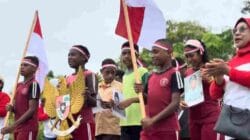 Kegiatan Peringati Hari Lahir Pancasila, Membuat Tawa dan Senyum Kebahagiaan Anak-Anak Papua Kembali Pecah Kegiatan Peringati Hari Lahir Pancasila, Membuat Tawa dan Senyum Kebahagiaan Anak-Anak Papua Kembali Pecah