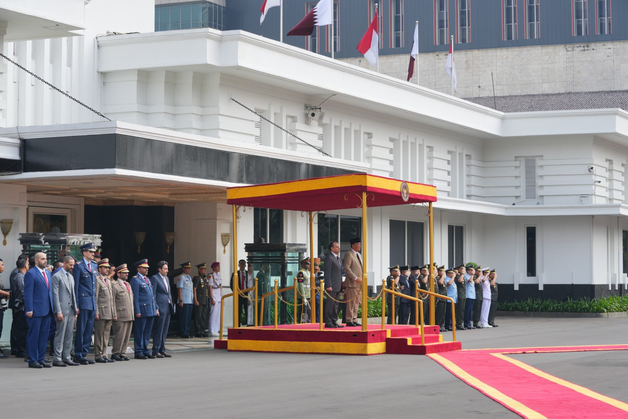 Panglima TNI Dampingi Menhan RI Terima Kunjungan Wakil Perdana Menteri sekaligus Menteri Negara Urusan Pertahanan Qatar Panglima TNI Dampingi Menhan RI Terima Kunjungan Wakil Perdana Menteri sekaligus Menteri Negara Urusan Pertahanan Qatar