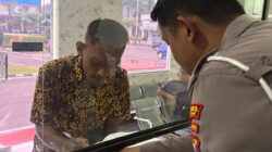 Polantas Tuban Membuat Warga Tenang, Semua Pertanyaan SIM dan BPKB Dijawab Langsung