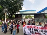 Puluhan Massa Turun ke Jalan, PLN Didesak Buka Fakta Sebenarnya di Balik Blackout Sumatera